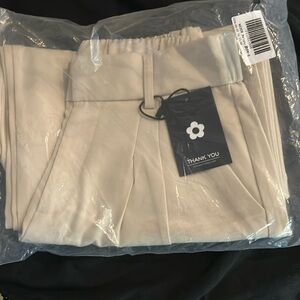 Daisy Grace sz4 nwt wide leg pants beige